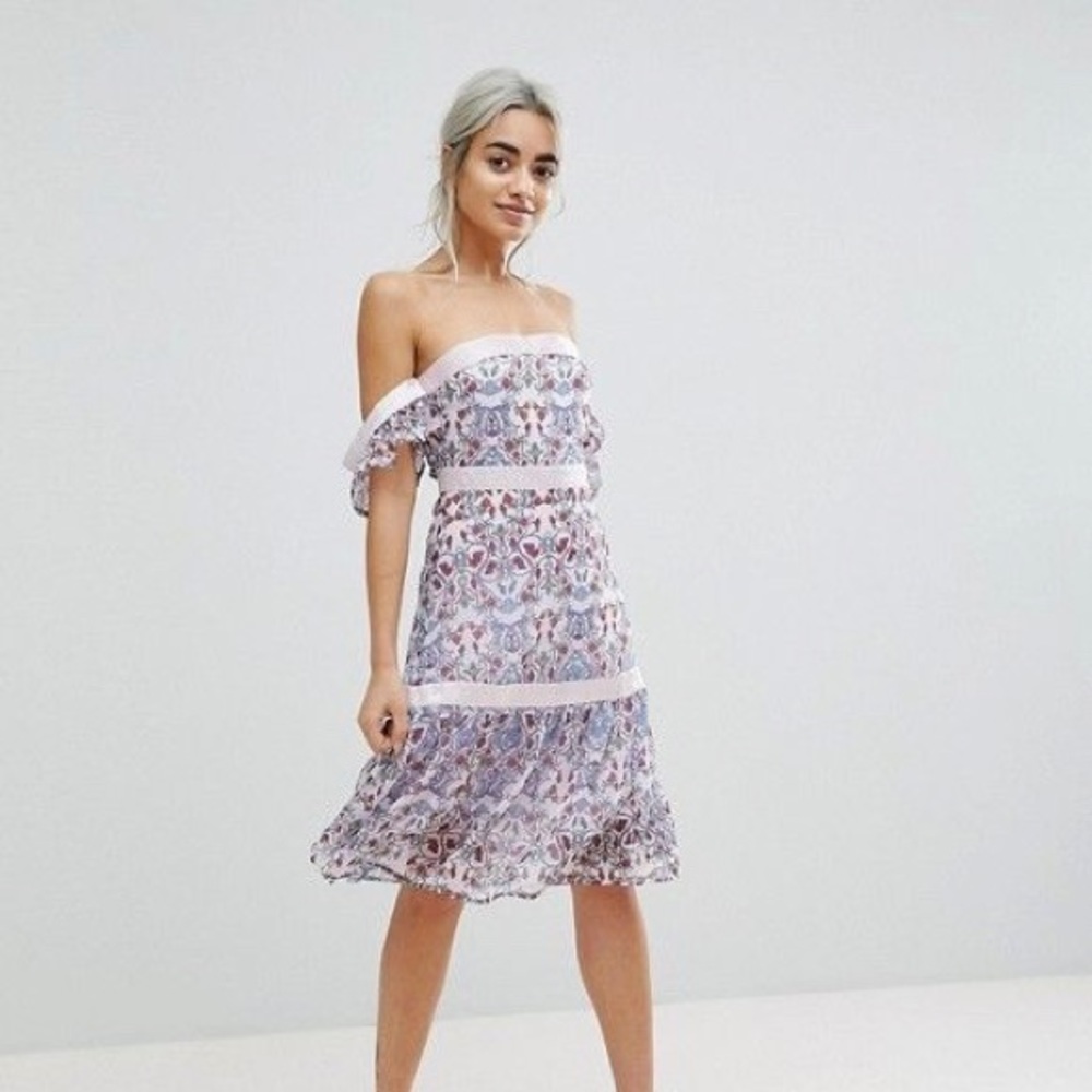 Vero moda paisley cold shoulder dress